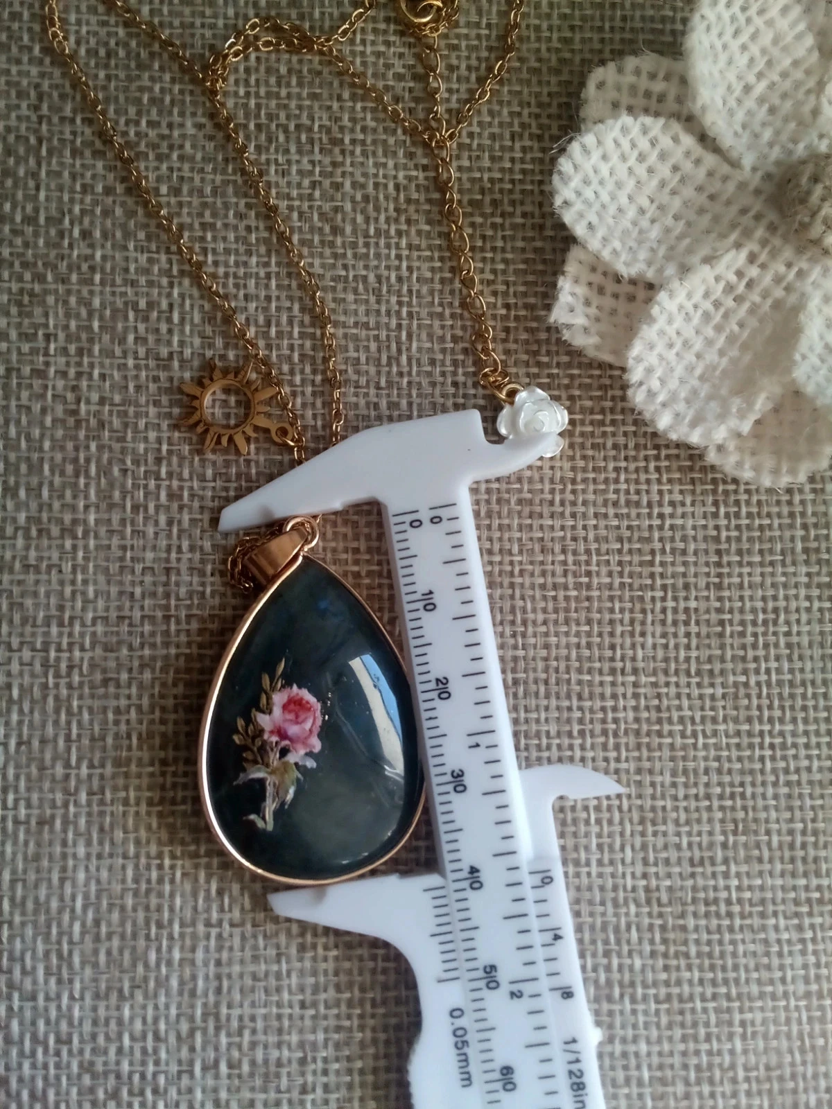 Collier avec pendentif en pierre de labradorite à reflets bleutés – photo 4